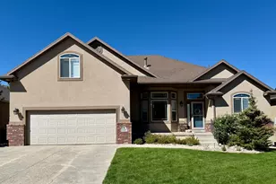 2187 E Eagle Crest Dr, Draper (UT Cnty), UT 84020 - Photo 1