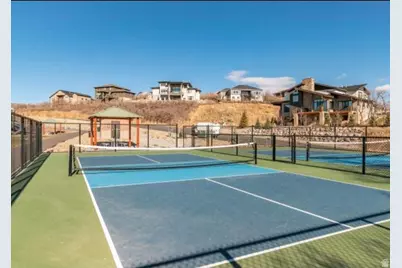 2187 E Eagle Crest Dr, Draper (UT Cnty), UT 84020 - Photo 50