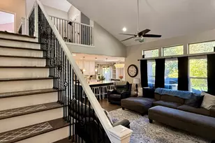 2187 E Eagle Crest Dr, Draper (UT Cnty), UT 84020 - Photo 22