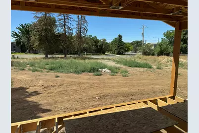 2858 E 1050 N, Layton, UT 84040 - Photo 14