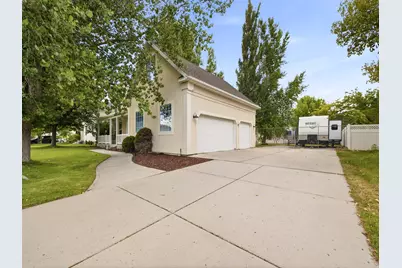 1465 E Osprey Way, Eagle Mountain, UT 84005 - Photo 2