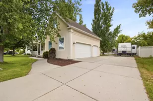 1465 E Osprey Way, Eagle Mountain, UT 84005 - Photo 2