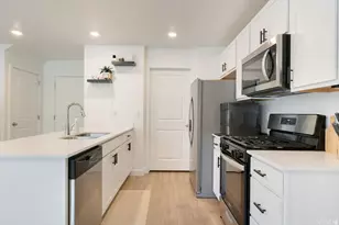 1693 S Devils Ln, Washington, UT 84780 - Photo 12