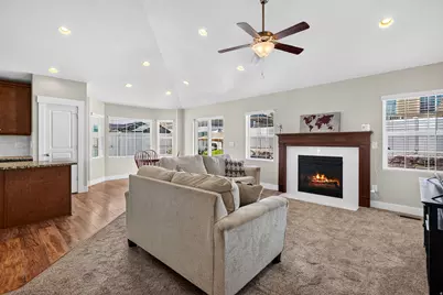 9562 S Michal Robert Ln, West Jordan, UT 84081 - Photo 2