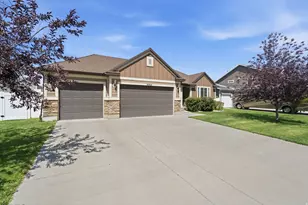 9562 S Michal Robert Ln, West Jordan, UT 84081 - Photo 24