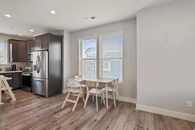 52 E Golden Privet Dr, Draper, UT 84020 - Photo 6