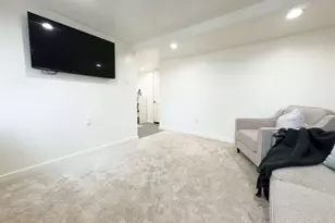 127 N 100 W, Richfield, UT 84701 - Photo 8