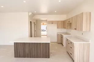 1063 N Summit View Dr, Harrisville, UT 84404 - Photo 2
