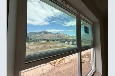 1063 N Summit View Dr, Harrisville, UT 84404 - Photo 12