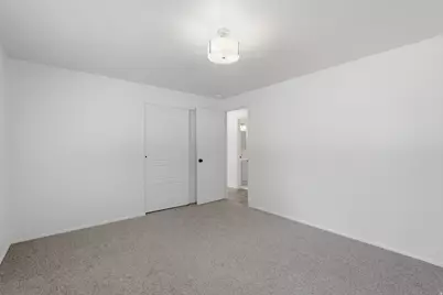 2866 W 1700 N, Clinton, UT 84015 - Photo 10