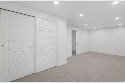 2866 W 1700 N, Clinton, UT 84015 - Photo 6
