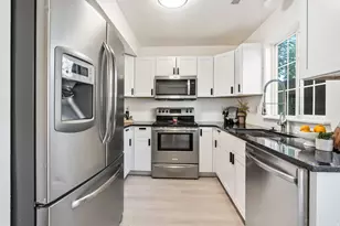 1039 S Eastgate Dr, Provo, UT 84606 - Photo 12
