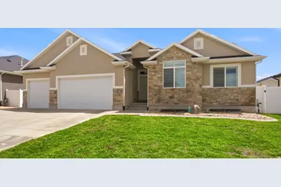 541 W 1960 N, Tooele, UT 84074 - Photo 4