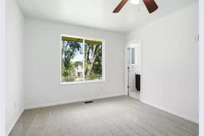 8416 S 300 E, Sandy, UT 84070 - Photo 14