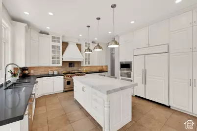 5083 S Clarenden Pl E, Holladay, UT 84117 - Photo 4