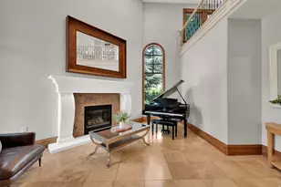 5083 S Clarenden Pl E, Holladay, UT 84117 - Photo 8