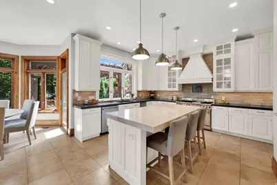 5083 S Clarenden Pl E, Holladay, UT 84117 - Photo 18