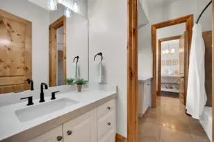 5083 S Clarenden Pl E, Holladay, UT 84117 - Photo 42
