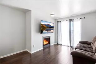 5660 S Meadow Ln, South Ogden, UT 84403 - Photo 2