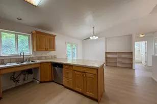 838 E Mountain Rd, Logan, UT 84321 - Photo 10