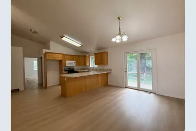 838 E Mountain Rd, Logan, UT 84321 - Photo 14