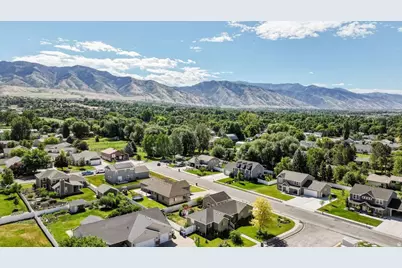 221 W 400 N, Hyde Park, UT 84318 - Photo 42