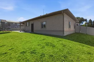 221 W 400 N, Hyde Park, UT 84318 - Photo 30