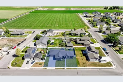 221 W 400 N, Hyde Park, UT 84318 - Photo 44