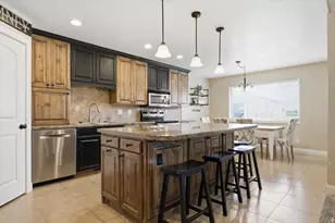 221 W 400 N, Hyde Park, UT 84318 - Photo 10