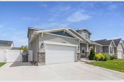 1596 W Maple Shade Ln, Lindon, UT 84042 - Photo 2