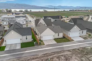 16 W Stillwater St S, Vineyard, UT 84059 - Photo 4