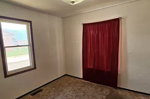 181 N 500 W, Vernal, UT 84078 - Photo 26