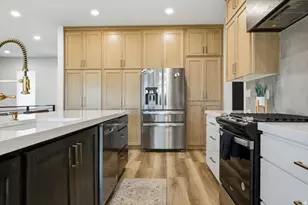 1138 E 200 N, Hyde Park, UT 84318 - Photo 10