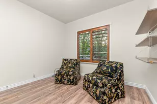 1675 E Prescott Dr, Sandy, UT 84092 - Photo 42