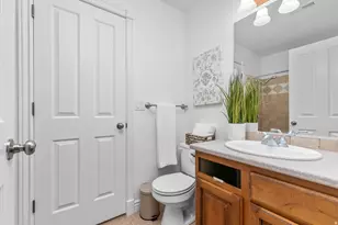 1675 E Prescott Dr, Sandy, UT 84092 - Photo 32