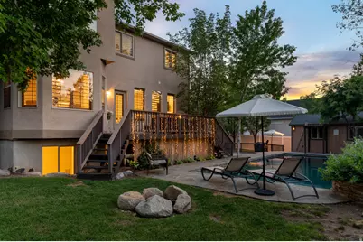 1675 E Prescott Dr, Sandy, UT 84092 - Photo 8
