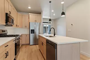 1154 N Meridian Ln W, North Salt Lake, UT 84054 - Photo 10