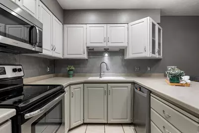 6943 S Twin Aspen Cv, Cottonwood Heights, UT 84121 - Photo 12