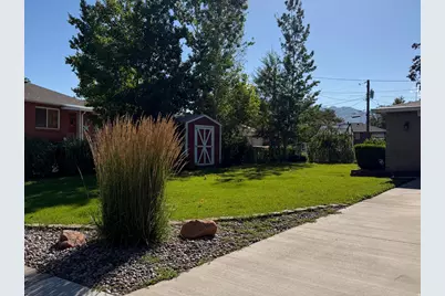 592 W Lasalle Dr S, Murray, UT 84123 - Photo 4
