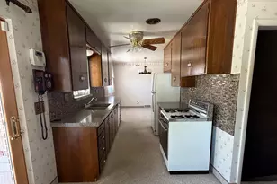 592 W Lasalle Dr S, Murray, UT 84123 - Photo 10