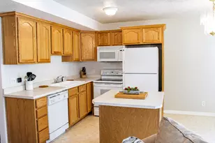 620 N Fairfield Rd E, Layton, UT 84041 - Photo 6