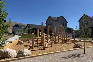 7301 W Terraine Rd, West Jordan, UT 84081 - Photo 36