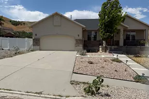 702 Elk Meadow Loop, Tooele, UT 84074 - Photo 1