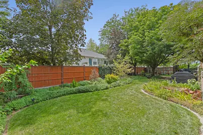 2515 W Jordan Ct, Taylorsville, UT 84129 - Photo 42