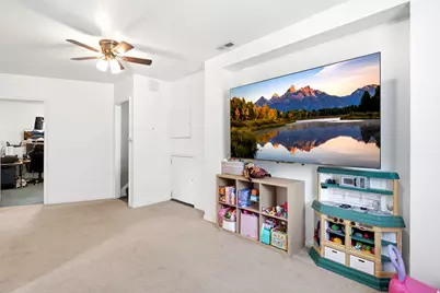 621 W 1000 N, Clinton, UT 84015 - Photo 20