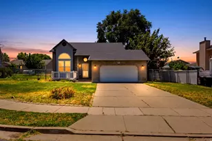 621 W 1000 N, Clinton, UT 84015 - Photo 1