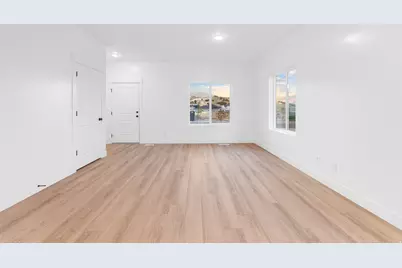 1563 S Deerbrook Rd #267CHM, Santaquin, UT 84655 - Photo 6