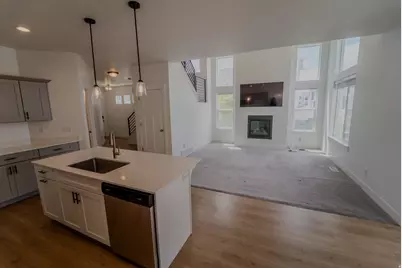 266 W 490 N, Vineyard, UT 84059 - Photo 8