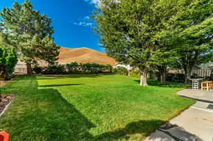 574 S Tamarack Dr E, Tooele, UT 84074 - Photo 46