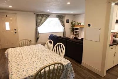 827 S 600 E, River Heights, UT 84321 - Photo 16